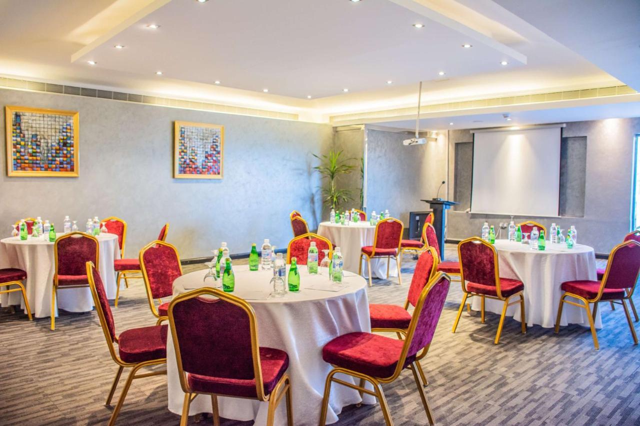 Radisson Blu Resort, Al Khobar Half Moon Bay Exterior foto Meeting room